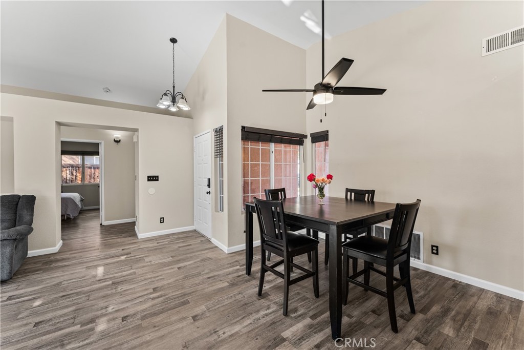 44257 Tahoe Way Property Photo 9
