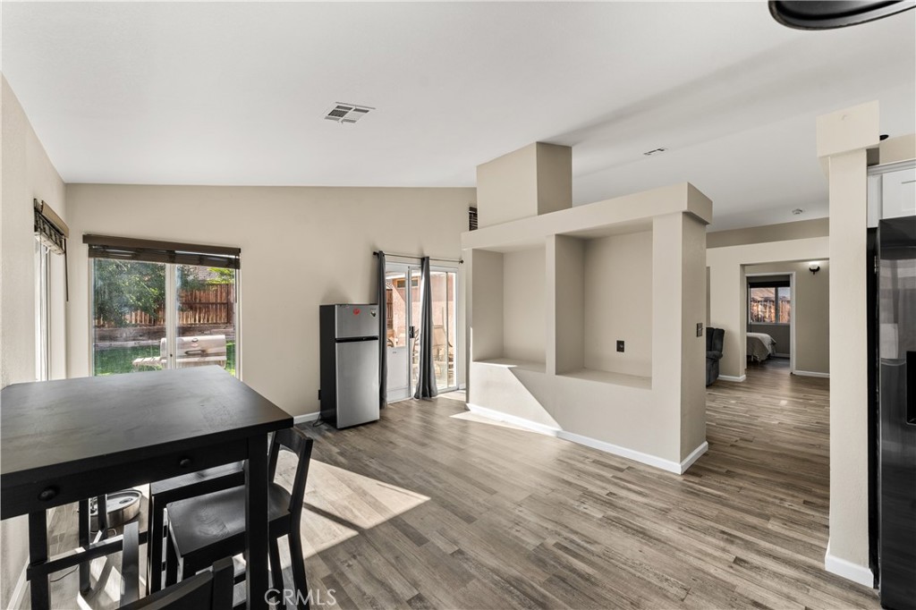 44257 Tahoe Way Property Photo 13