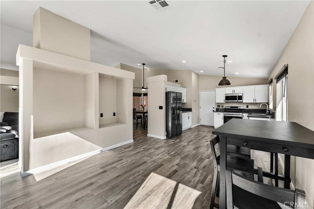 44257 Tahoe Way Property Photo 14