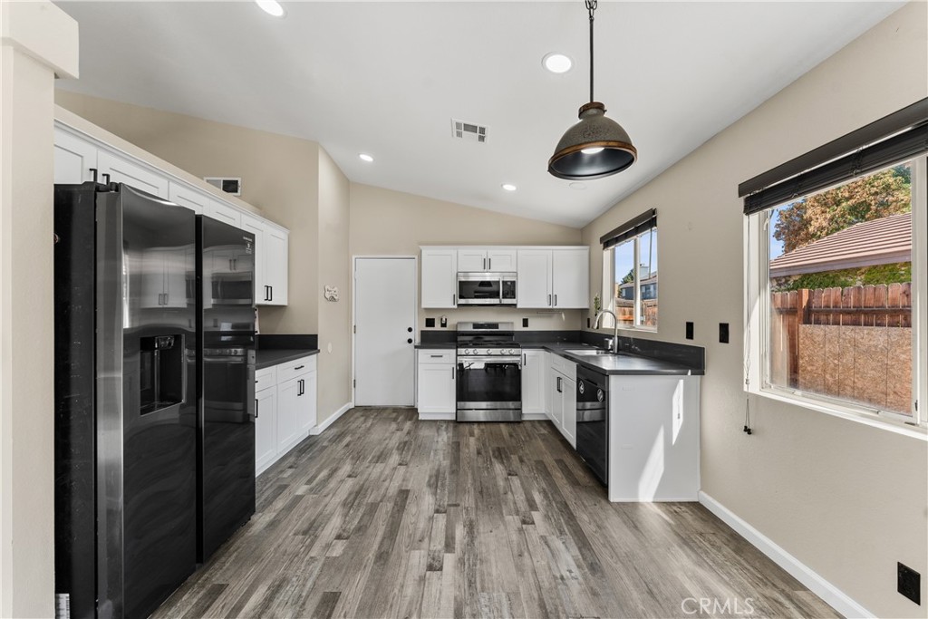 44257 Tahoe Way Property Photo 17