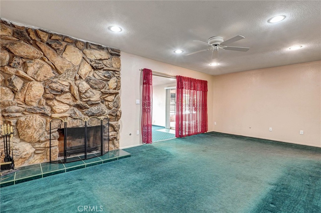 13905 Rex Property Photo 28