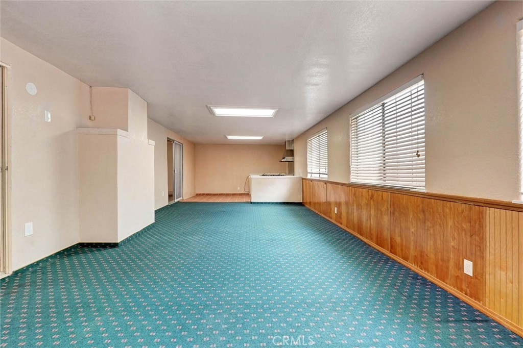 13905 Rex Property Photo 32