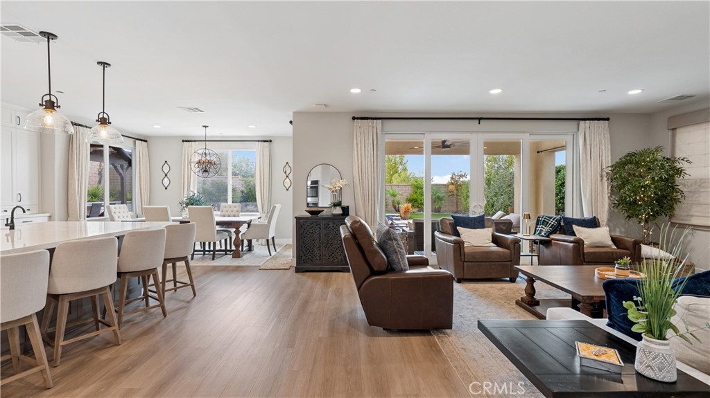 25041 Aspen Falls Property Photo 6