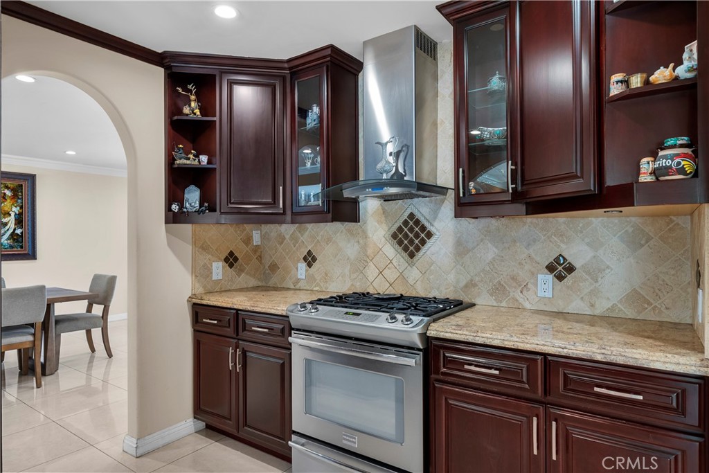 8842 Sophia Property Photo 12