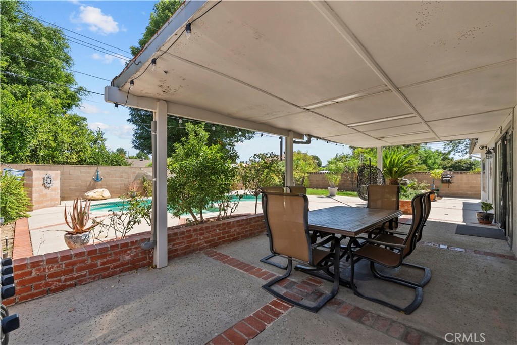 8842 Sophia Property Photo 36