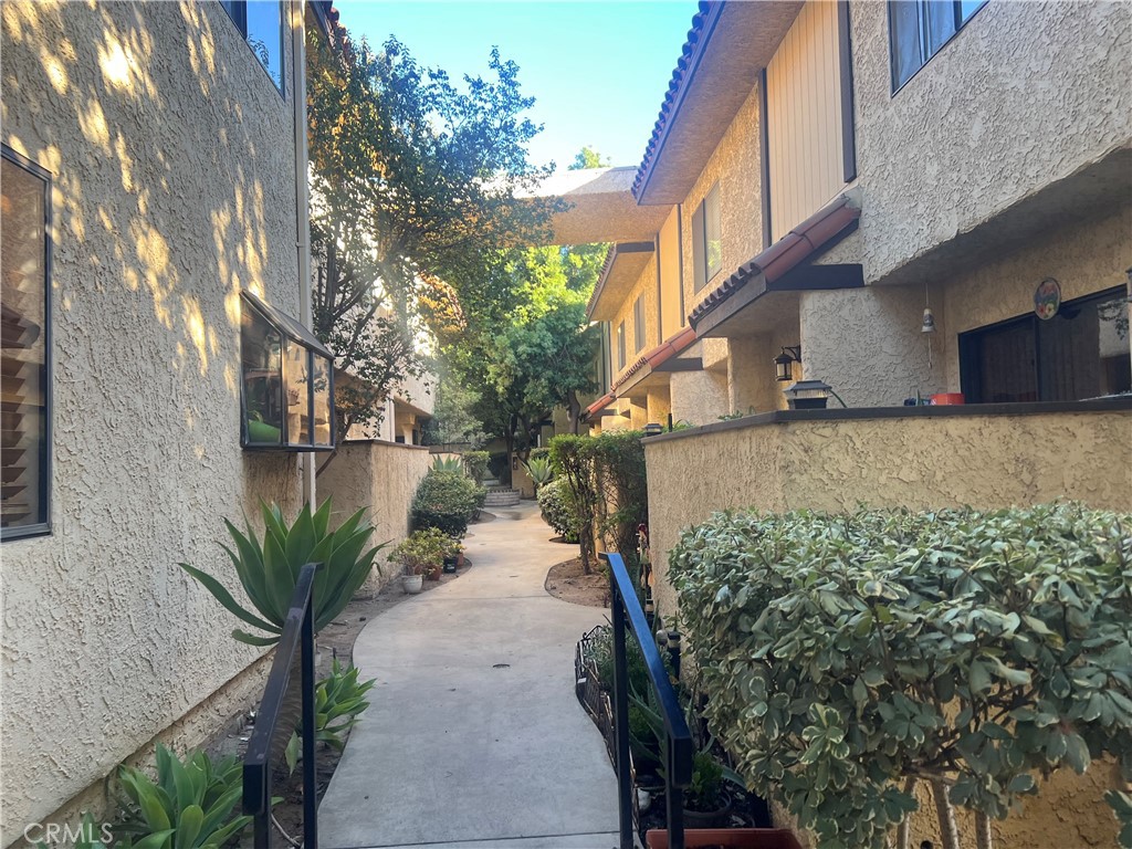 13540 Hubbard Street 39 Property Photo 2