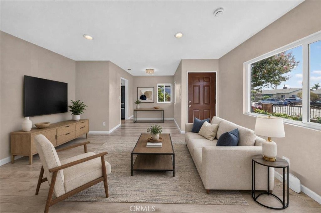 13629 Branford Street Property Photo 4