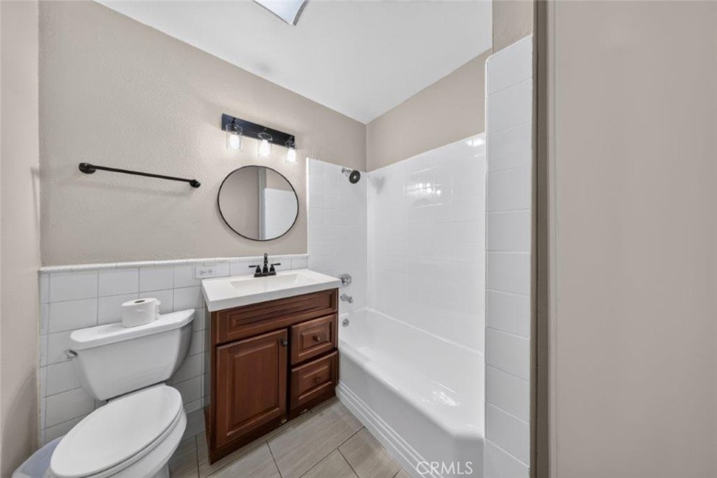 13629 Branford Street Property Photo 18