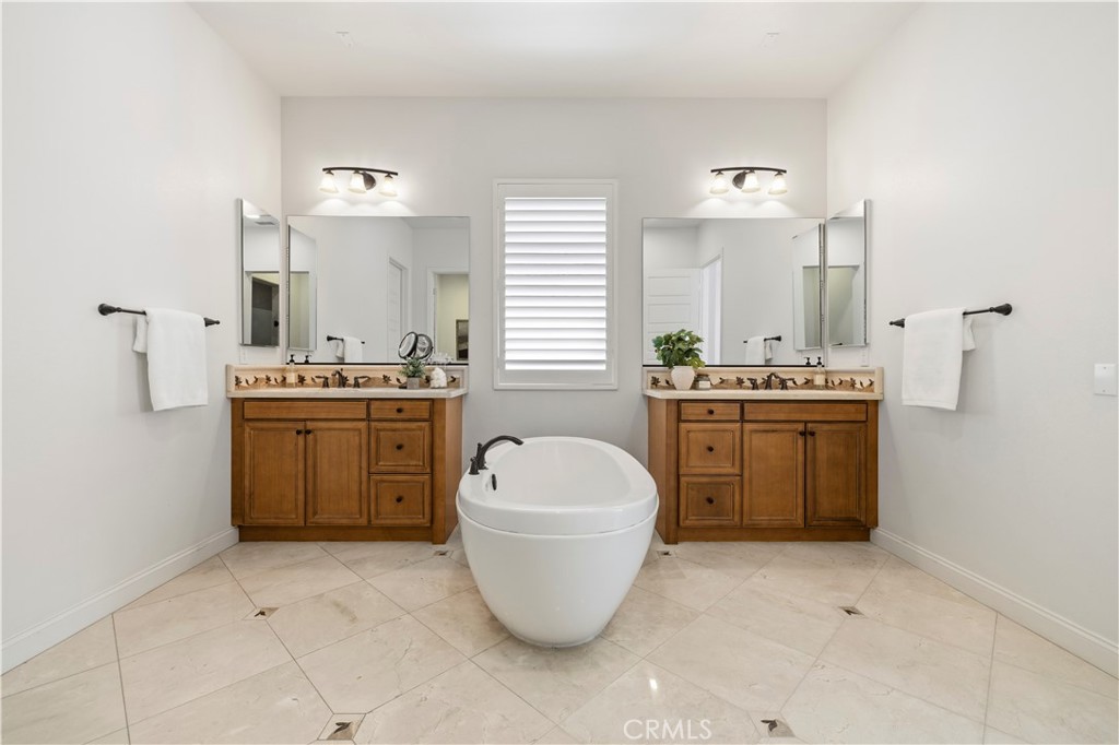 24949 Old Stone Way Property Photo 35