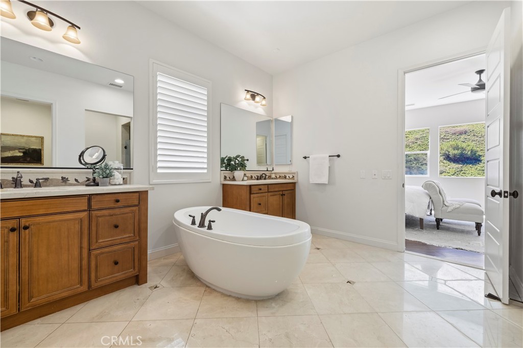 24949 Old Stone Way Property Photo 36