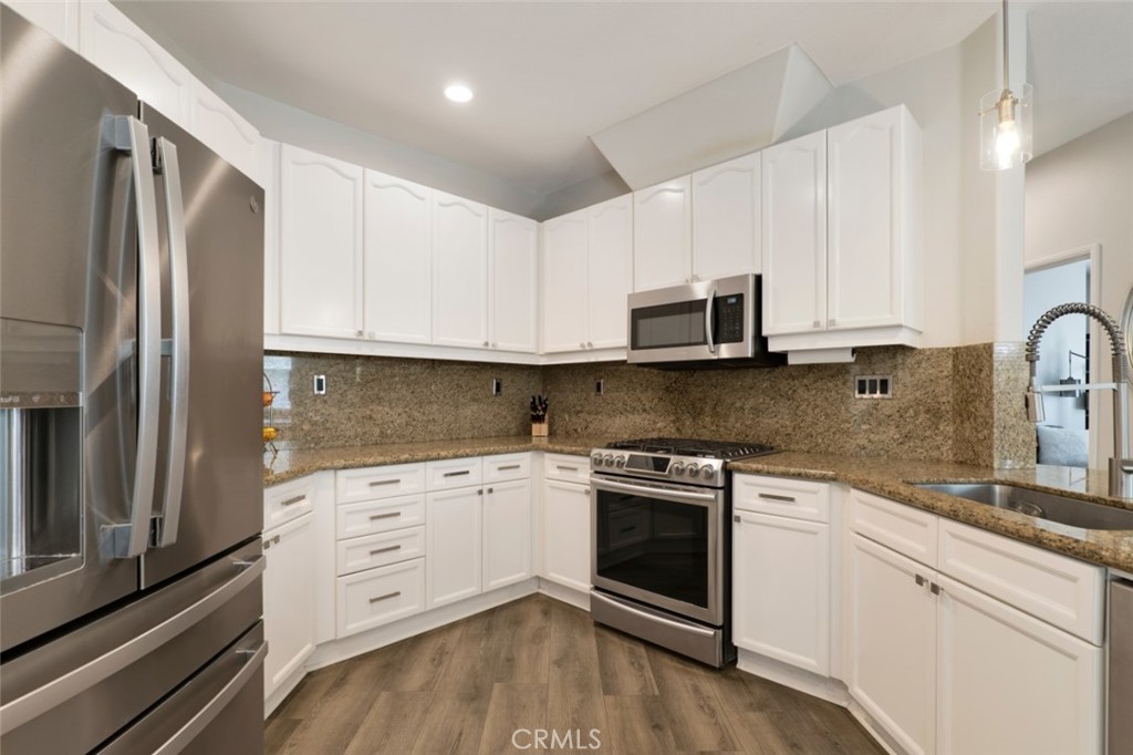 30447 Terracina Place Property Photo 12