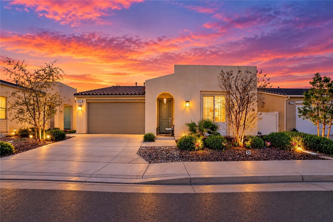 1653 Capri Property Photo 1