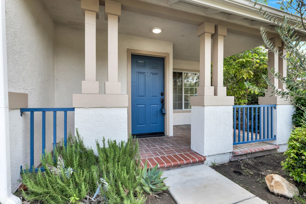 11954 Edgecliff Avenue Property Photo 4