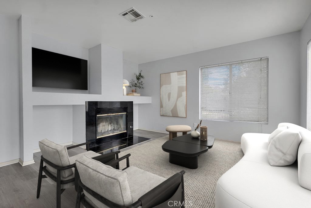 11954 Edgecliff Avenue Property Photo 13