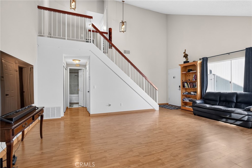 14168 Oro Grande St. Property Photo 5