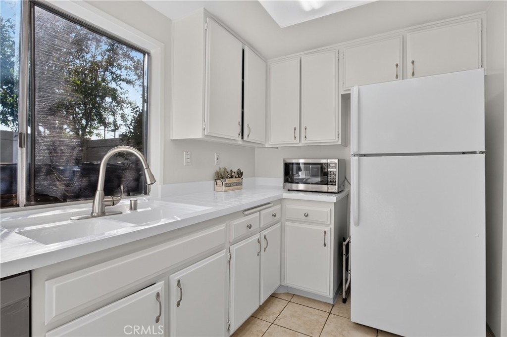 14168 Oro Grande St. Property Photo 11