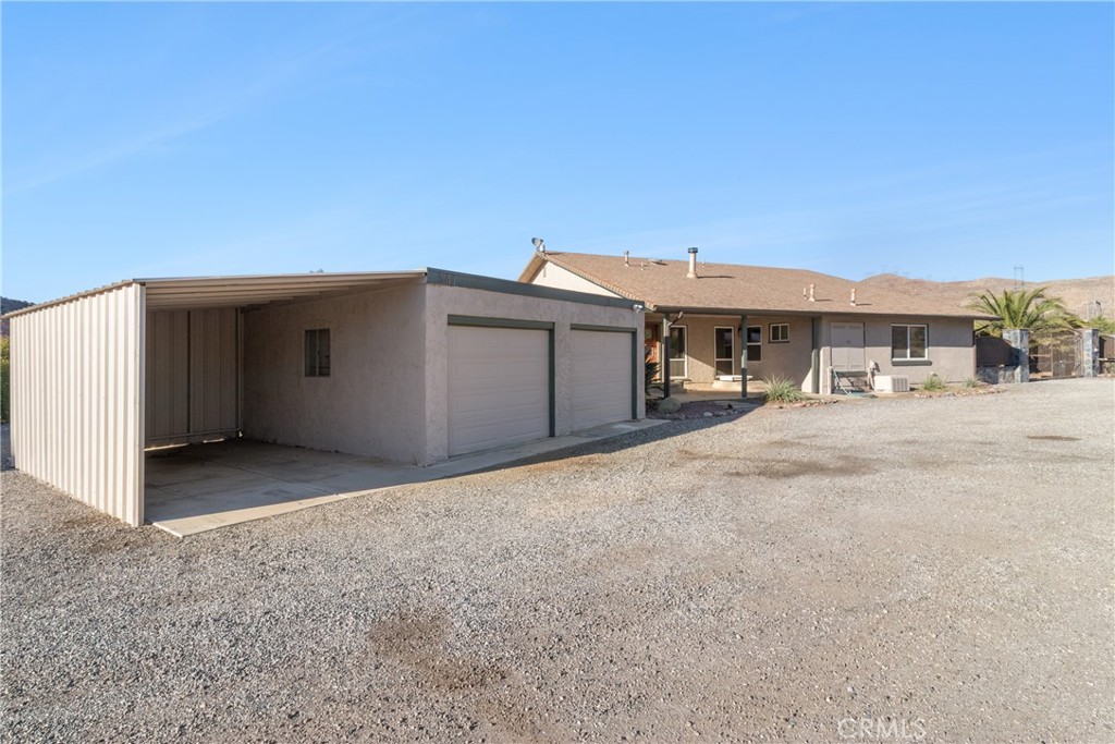 541 Foreston Property Photo 2