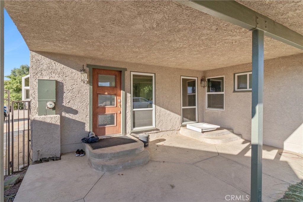 541 Foreston Property Photo 7