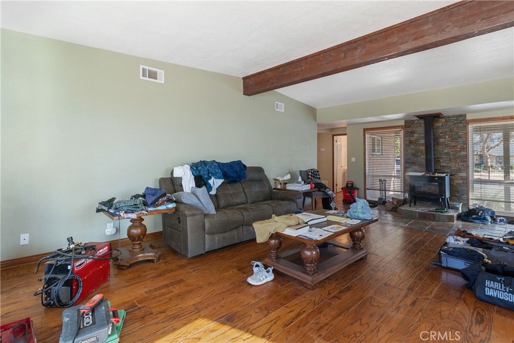 541 Foreston Property Photo 14