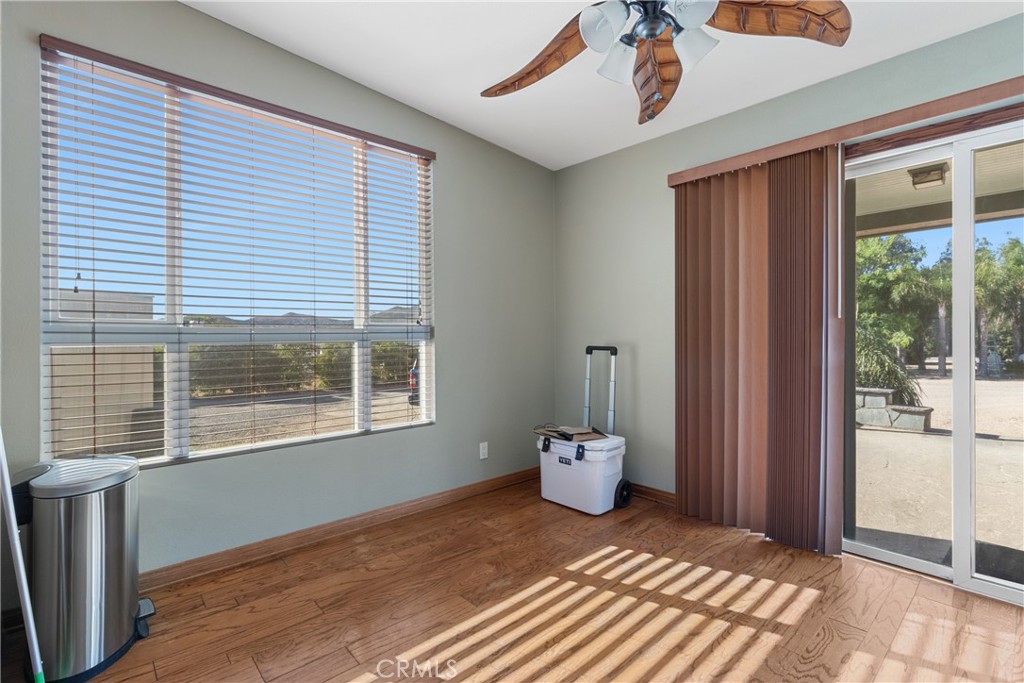 541 Foreston Property Photo 16
