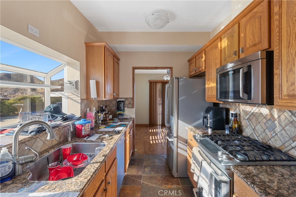 541 Foreston Property Photo 19