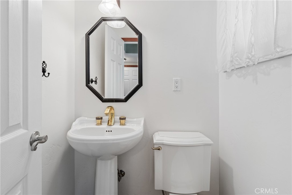 541 Foreston Property Photo 28