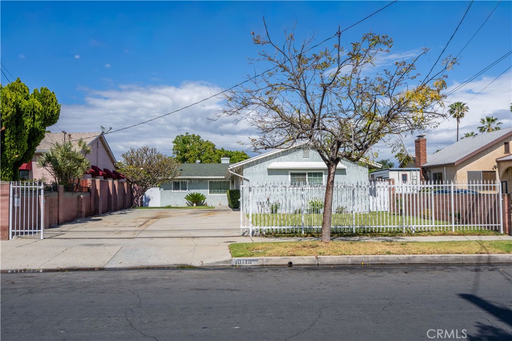 10118 Telfair Property Photo 2