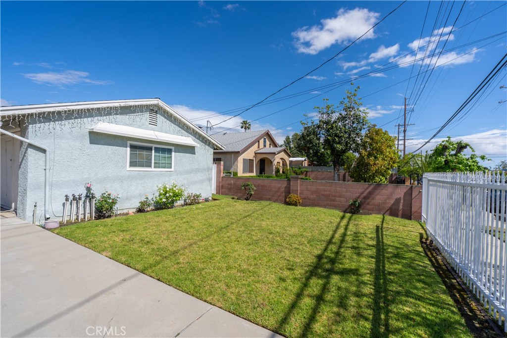 10118 Telfair Property Photo 5