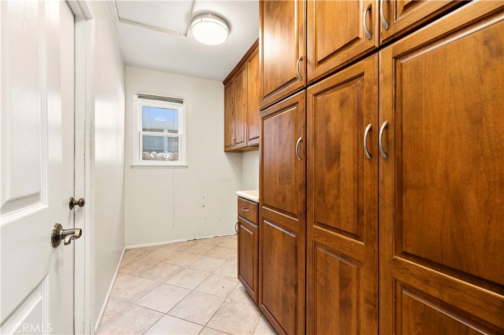 23709 Community Street Property Photo 28