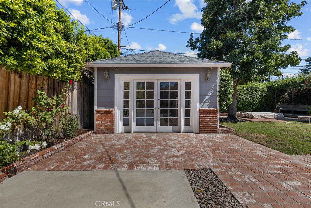 4814 Lemona Avenue Property Photo 26