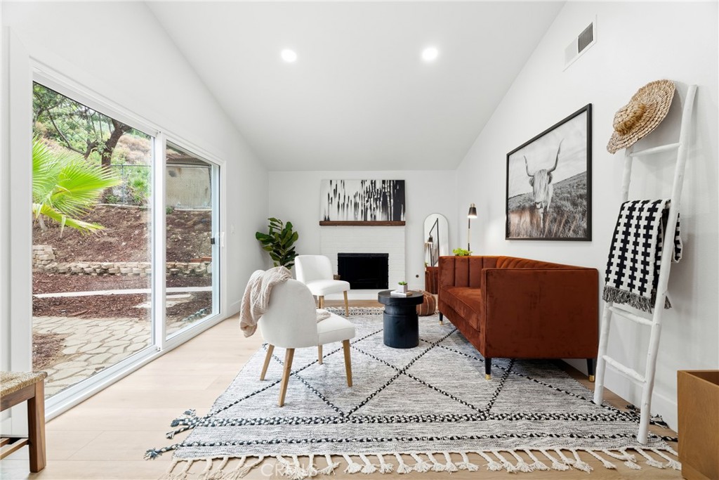 28189 Foxlane Property Photo 13