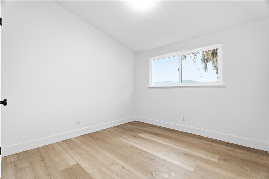 28189 Foxlane Property Photo 21