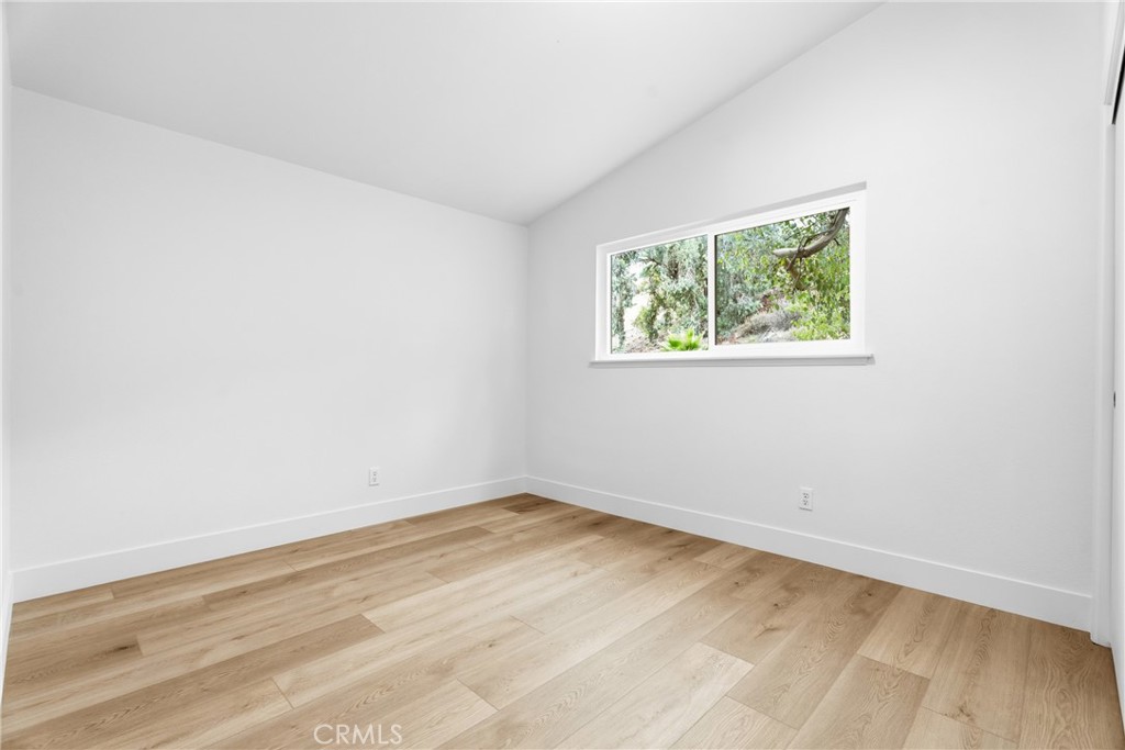 28189 Foxlane Property Photo 23