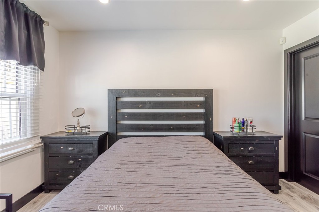 12608 Califa Street Property Photo 32