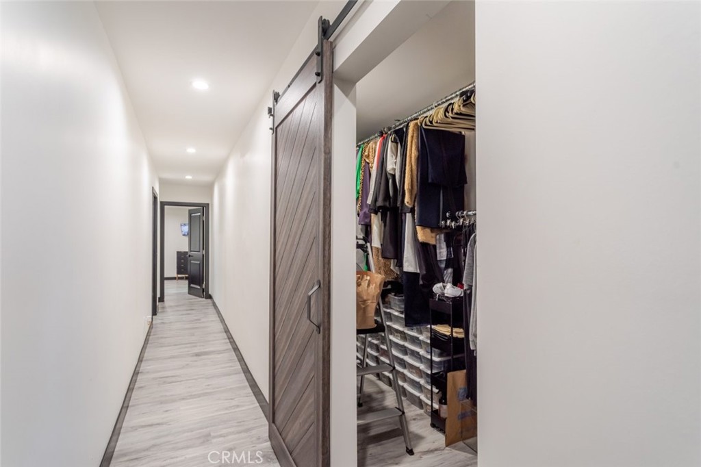 12608 Califa Street Property Photo 33