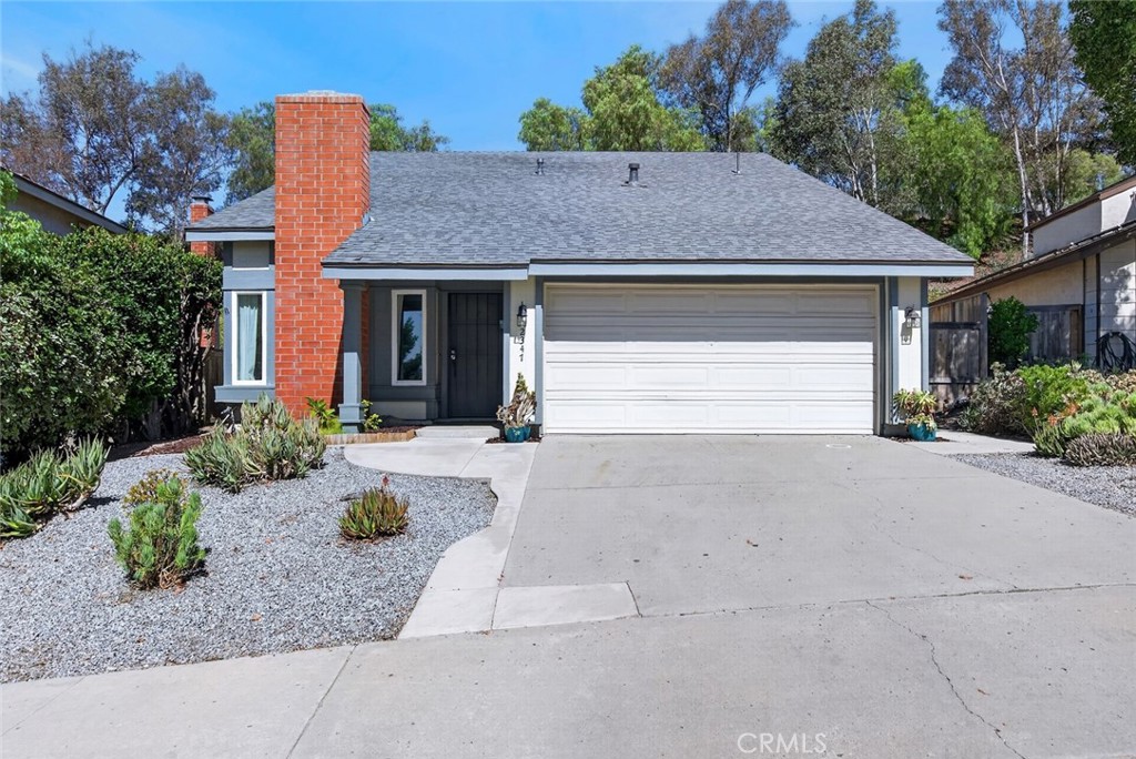 2347 Viewridge Place Property Photo 2