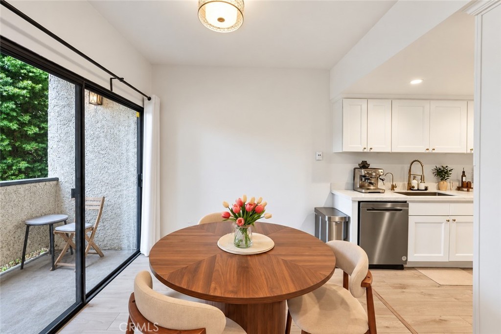 17914 Magnolia Boulevard 135 Property Photo 5