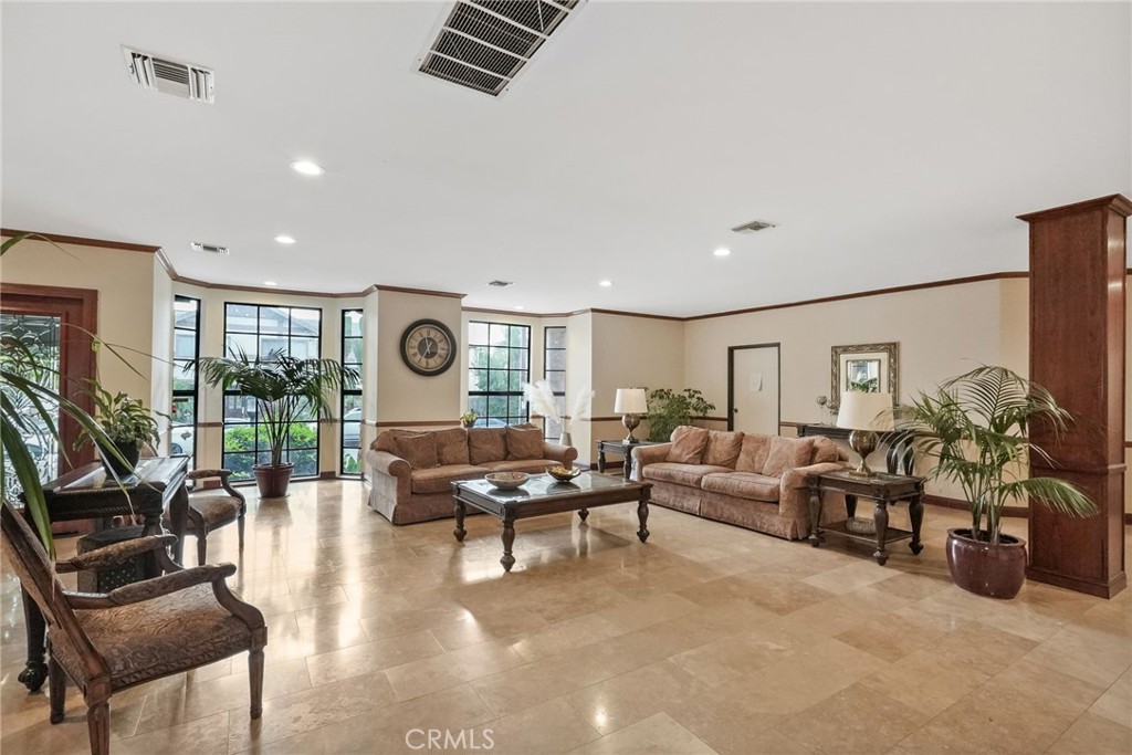 17914 Magnolia Boulevard 135 Property Photo 22