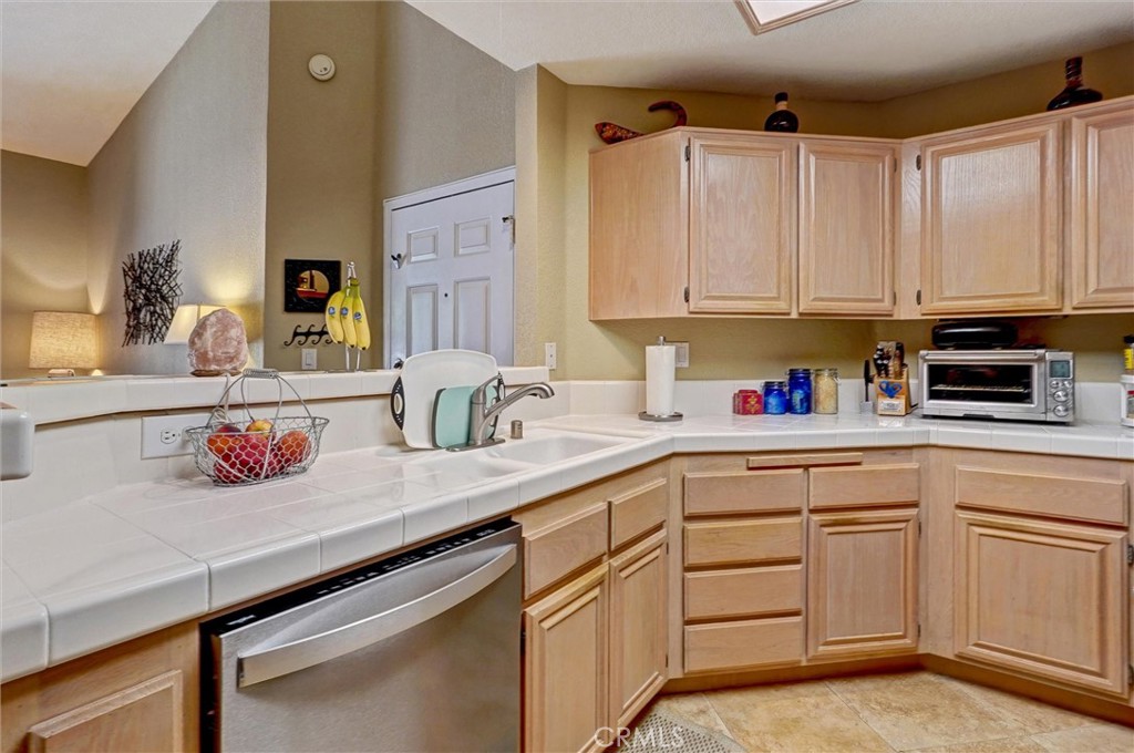 5837 Oak Bend 410 Property Photo 6