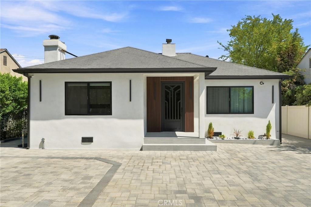 5954 Carpenter Avenue Property Photo 12