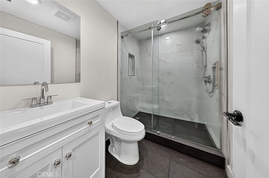 7940 Atoll Avenue Property Photo 24