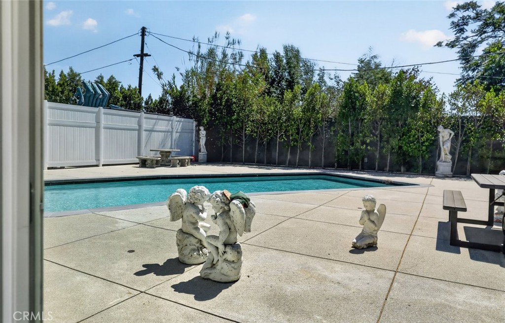7940 Atoll Avenue Property Photo 37