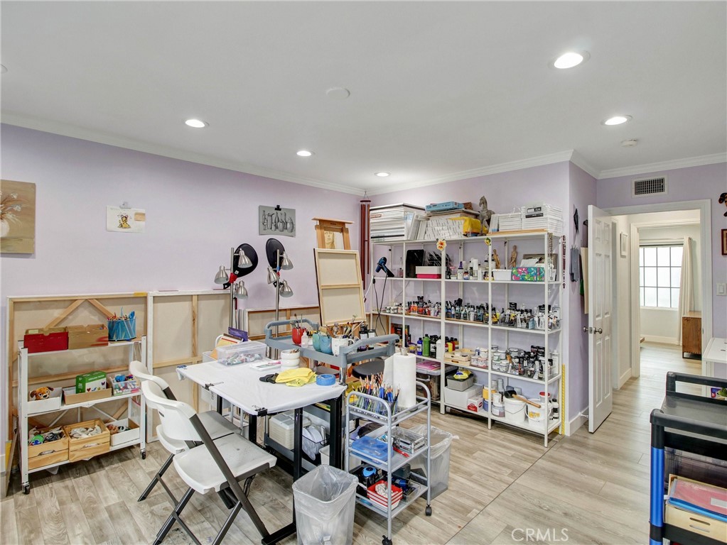 13448 Hart Street Property Photo 24