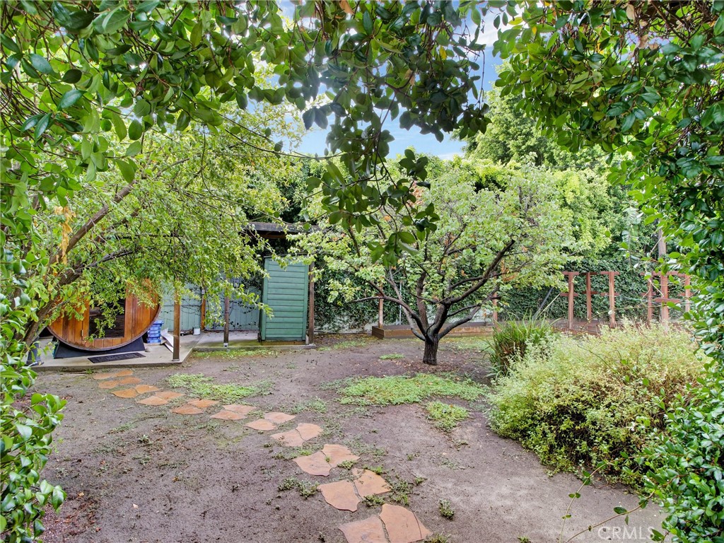 13448 Hart Street Property Photo 34