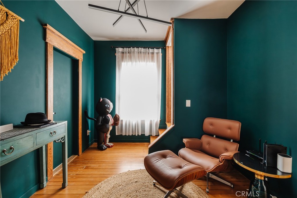 1345 Linden Avenue Property Photo 15