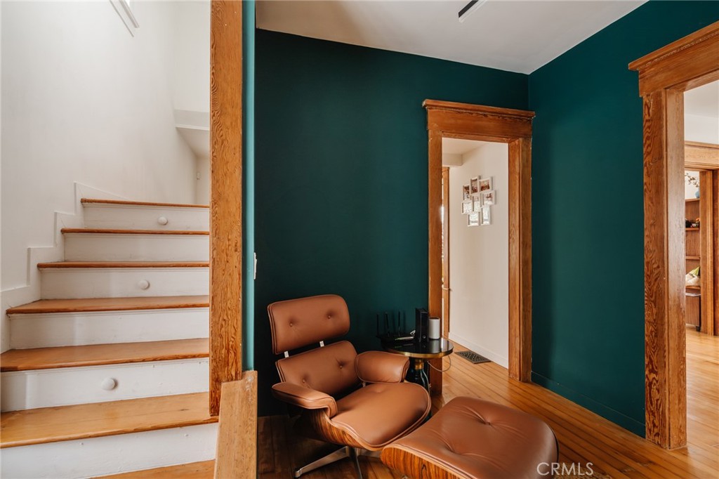 1345 Linden Avenue Property Photo 17