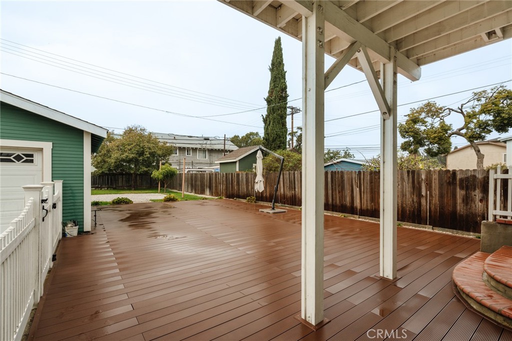 1345 Linden Avenue Property Photo 36