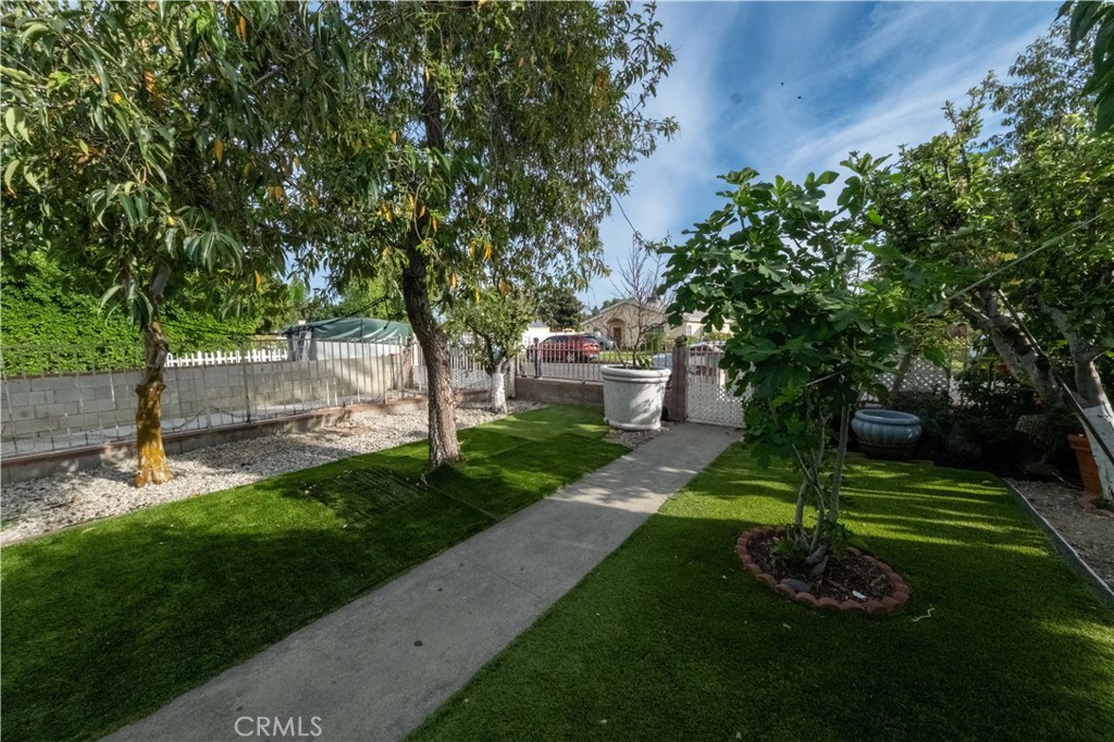 15719 Romar Street Property Photo 7