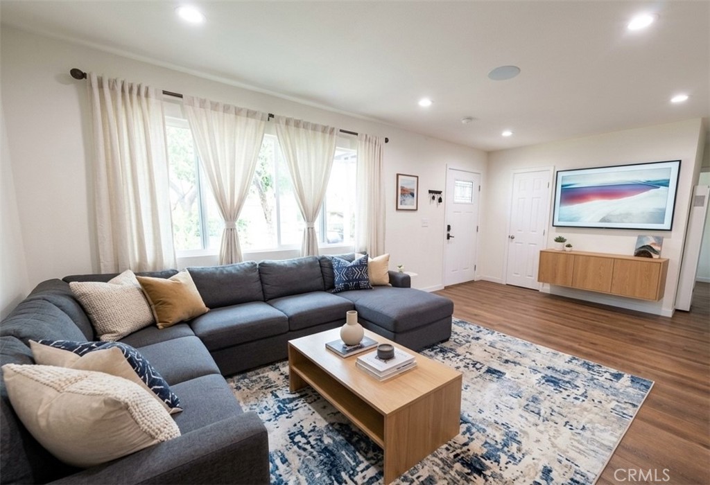 15719 Romar Street Property Photo 14