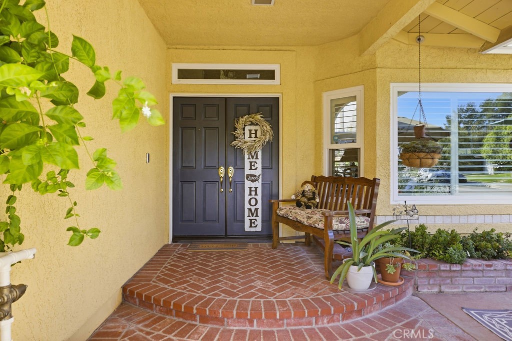 22605 Palm Court Property Photo 6